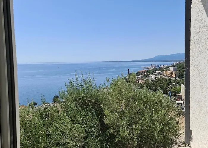 アパート 6-person In Sea View With Jacuzzi