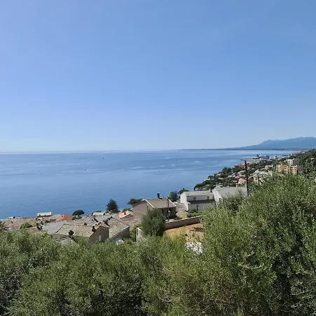 6-person In Sea View With Jacuzzi *