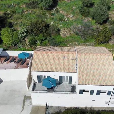 6-person In Sea View With Jacuzzi Apartment