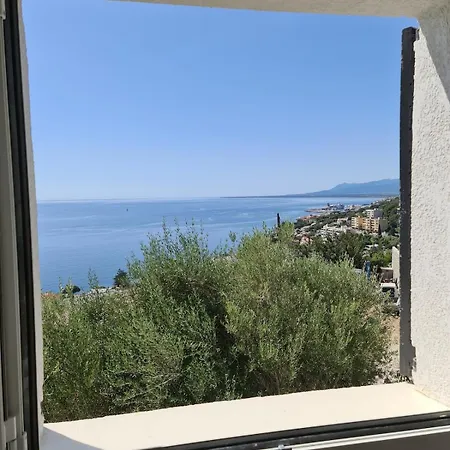 Apartament 6-person In Sea View With Jacuzzi