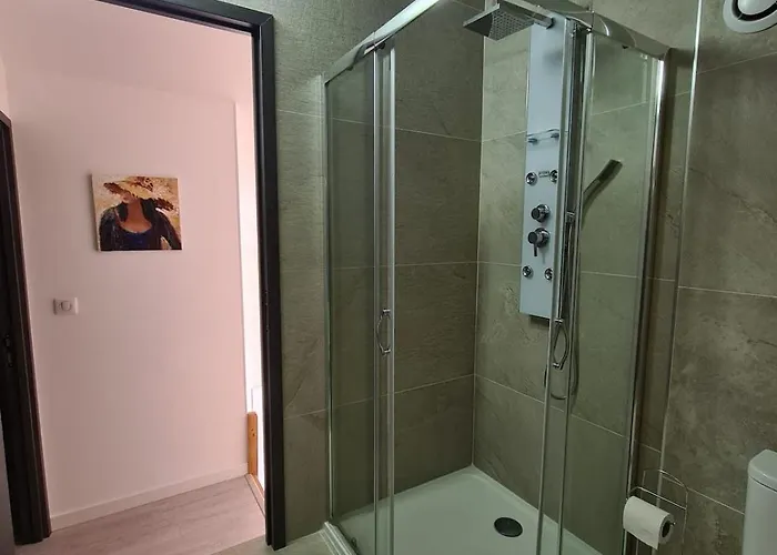 6-person In Sea View With Jacuzzi San-Martino-di-Lota