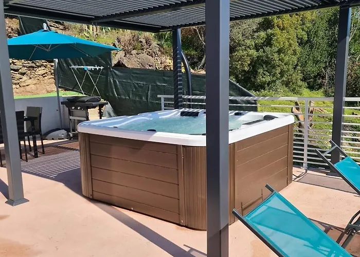 6-person In Sea View With Jacuzzi * San-Martino-di-Lota